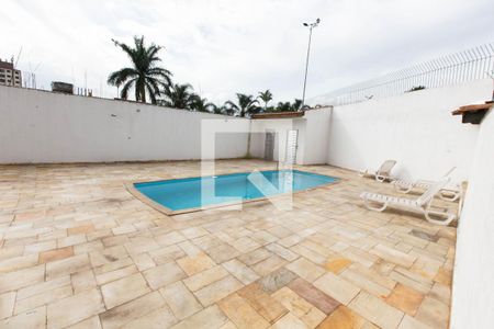Apartamento à venda com 52m², 2 quartos e 1 vaga Apartamento à venda com 52m², 2 quartos e 1 vagaÁrea comum - Piscina