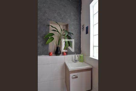 Apartamento à venda com 90m², 2 quartos e 1 vagaLavabo