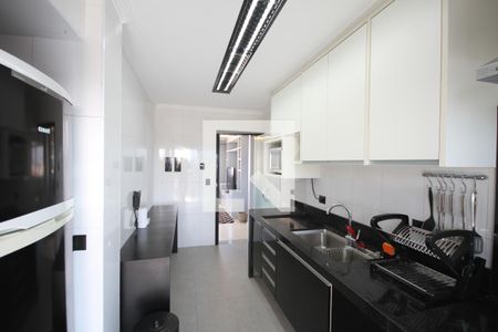 Apartamento à venda com 161m², 2 quartos e 1 vagaCozinha