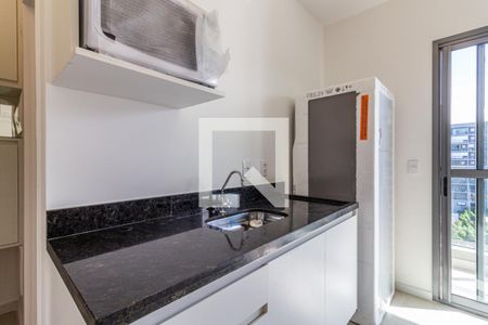 Cozinha de kitnet/studio para alugar com 1 quarto, 25m² em Indianópolis, São Paulo