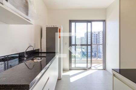 Cozinha de kitnet/studio para alugar com 1 quarto, 25m² em Indianópolis, São Paulo