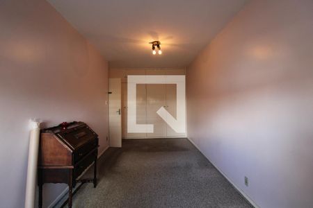 Casa à venda com 207m², 3 quartos e 2 vagasQuarto 2