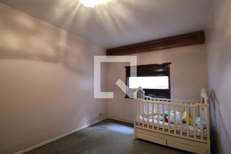 Casa à venda com 207m², 3 quartos e 2 vagasQuarto 3