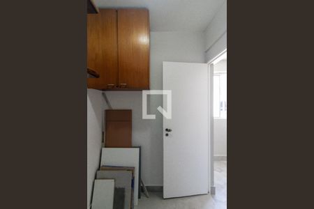 Apartamento para alugar com 80m², 2 quartos e 2 vagas Apartamento para alugar com 80m², 2 quartos e 2 vagasQuarto