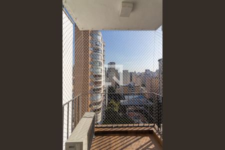 Varanda de apartamento para alugar com 2 quartos, 80m² em Itaim Bibi, São Paulo