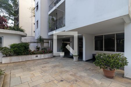 área comum do prédio de apartamento para alugar com 2 quartos, 80m² em Itaim Bibi, São Paulo