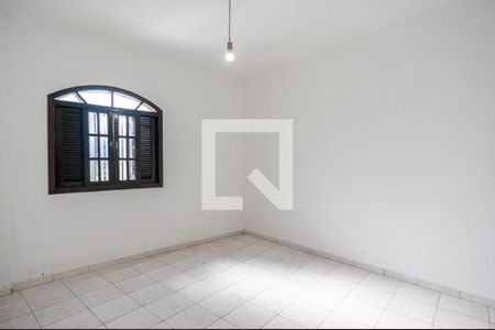 Quarto 1 de casa à venda com 2 quartos, 202m² em Vila Santa Delfina, São Paulo