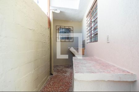 Casa à venda com 202m², 2 quartos e 1 vagaÁrea de Serviço