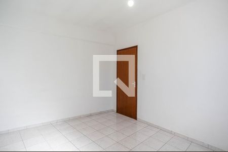 Quarto 1 de casa para alugar com 2 quartos, 202m² em Vila Santa Delfina, São Paulo