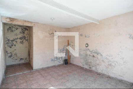 Casa à venda com 202m², 2 quartos e 1 vagaGaragem