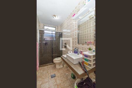 Apartamento à venda com 57m², 2 quartos e 1 vaga Apartamento à venda com 57m², 2 quartos e 1 vagaBanheiro