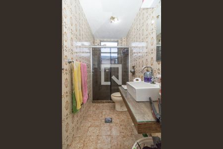 Apartamento à venda com 57m², 2 quartos e 1 vaga Apartamento à venda com 57m², 2 quartos e 1 vagaBanheiro