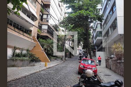 Apartamento para alugar com 70m², 2 quartos e 1 vaga Apartamento para alugar com 70m², 2 quartos e 1 vagaVista da Rua