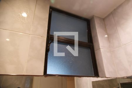 Apartamento para alugar com 70m², 2 quartos e 1 vaga Apartamento para alugar com 70m², 2 quartos e 1 vagaBanheiro social