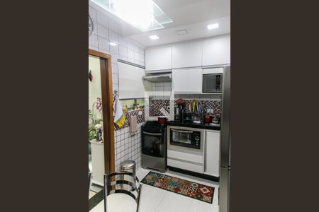 Casa à venda com 98m², 2 quartos e 3 vagas Casa à venda com 98m², 2 quartos e 3 vagasCozinha