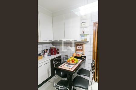 Casa à venda com 98m², 2 quartos e 3 vagas Casa à venda com 98m², 2 quartos e 3 vagasCozinha