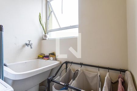 Apartamento para alugar com 330m², 4 quartos e sem vagaArea de Serviço