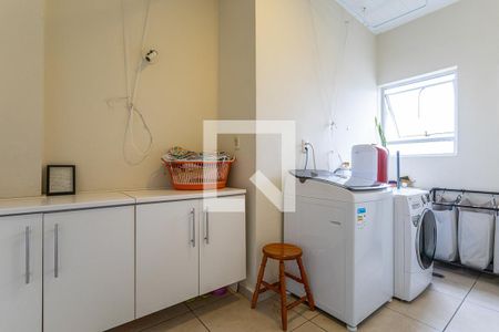 Apartamento para alugar com 330m², 4 quartos e sem vagaArea de Serviço