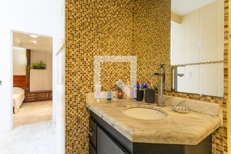 Apartamento para alugar com 330m², 4 quartos e sem vagaBanheiro da Suíte 1