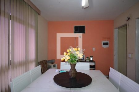Sala de Jantar de casa à venda com 4 quartos, 130m² em Olaria, Rio de Janeiro
