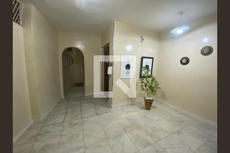 Hall de apartamento para alugar com 2 quartos, 83m² em Praça da Bandeira, Rio de Janeiro