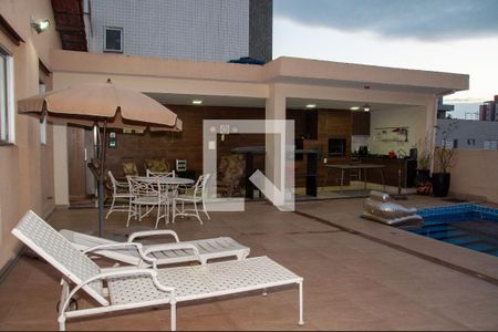 Casa à venda com 220m², 3 quartos e 3 vagasÁrea comum - Piscina