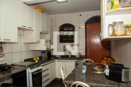 Casa à venda com 220m², 3 quartos e 3 vagasCozinha