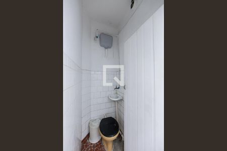 Casa à venda com 160m², 2 quartos e 3 vagasBanheiro serviço