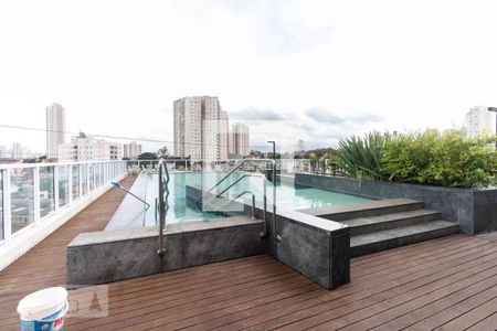 Studio para alugar com 41m², 1 quarto e 1 vaga Studio para alugar com 41m², 1 quarto e 1 vagaPiscina