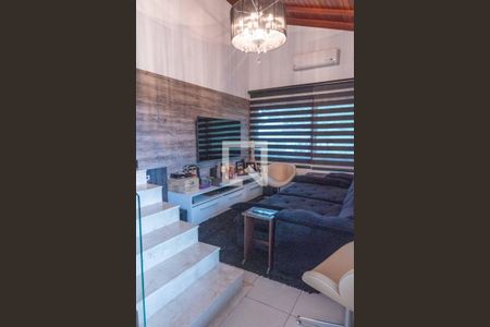 Casa à venda com 500m², 4 quartos e 2 vagas Casa à venda com 500m², 4 quartos e 2 vagasSala 2