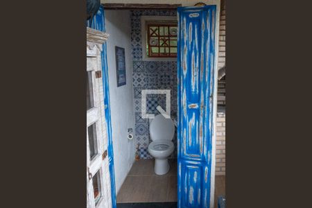 Casa à venda com 500m², 4 quartos e 2 vagas Casa à venda com 500m², 4 quartos e 2 vagasLavabo 2