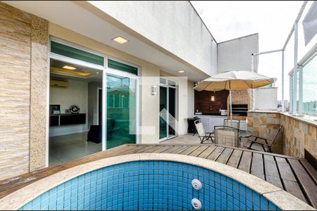 Apartamento para alugar com 120m², 3 quartos e 2 vagas Apartamento para alugar com 120m², 3 quartos e 2 vagasCobertura