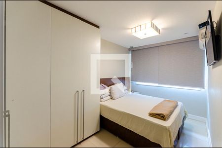 Suite  de apartamento à venda com 3 quartos, 120m² em Santa Rosa, Niterói