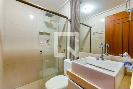 Apartamento para alugar com 120m², 3 quartos e 2 vagas Apartamento para alugar com 120m², 3 quartos e 2 vagasBanheiro da Suíte