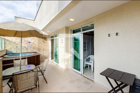 Apartamento para alugar com 120m², 3 quartos e 2 vagas Apartamento para alugar com 120m², 3 quartos e 2 vagasCobertura