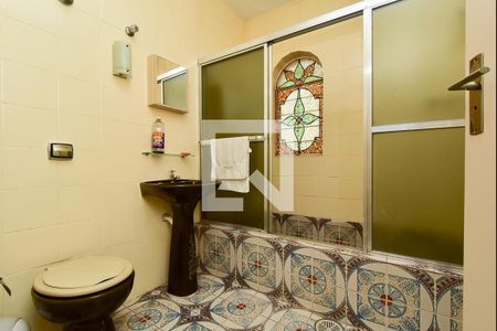 Casa à venda com 290m², 3 quartos e 3 vagas Casa à venda com 290m², 3 quartos e 3 vagasBanheiro