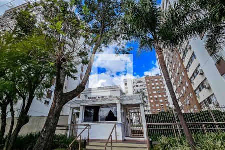 Apartamento para alugar com 60m², 2 quartos e 1 vagaFachada