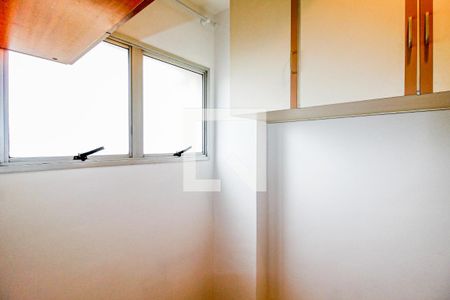 Quarto de Serviço de apartamento para alugar com 2 quartos, 72m² em Campo Belo, São Paulo
