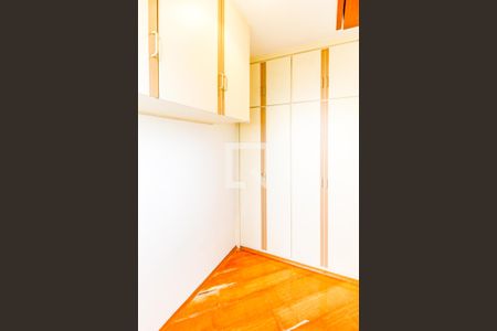 Apartamento para alugar com 72m², 2 quartos e 1 vaga Apartamento para alugar com 72m², 2 quartos e 1 vagaQuarto de Serviço