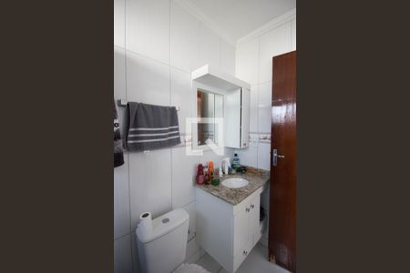 Casa de condomínio à venda com 84m², 2 quartos e 1 vaga Casa de condomínio à venda com 84m², 2 quartos e 1 vagaBanheiro da Suite