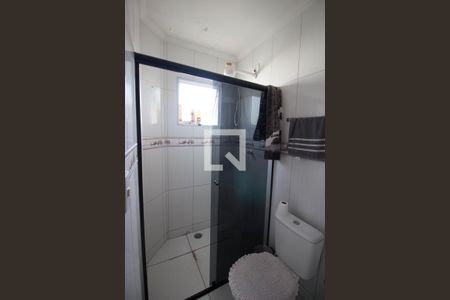 Casa de condomínio à venda com 84m², 2 quartos e 1 vaga Casa de condomínio à venda com 84m², 2 quartos e 1 vagaBanheiro da Suite