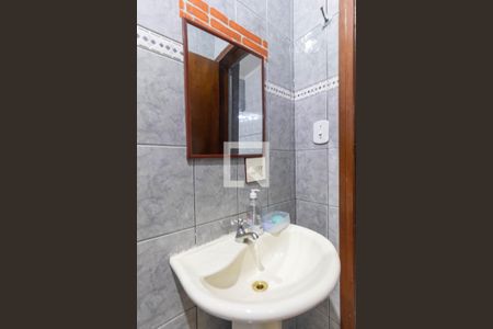 Casa à venda com 310m², 5 quartos e 2 vagasBanheiro 2