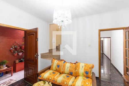 Casa à venda com 310m², 5 quartos e 2 vagasSala
