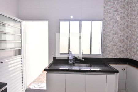 Casa para alugar com 110m², 3 quartos e 2 vagas Casa para alugar com 110m², 3 quartos e 2 vagasCozinha