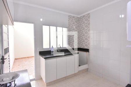 Casa para alugar com 110m², 3 quartos e 2 vagas Casa para alugar com 110m², 3 quartos e 2 vagasCozinha