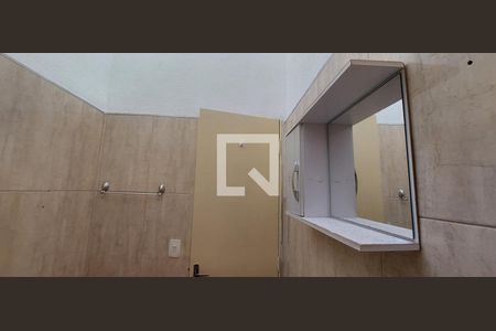 Casa de condomínio para alugar com 52m², 2 quartos e 1 vaga Casa de condomínio para alugar com 52m², 2 quartos e 1 vagaBanheiro