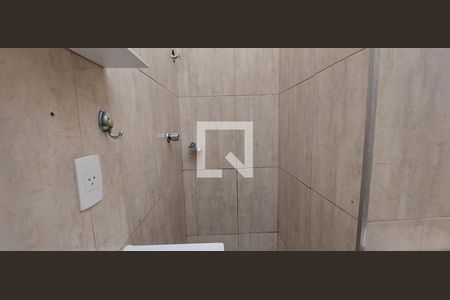 Casa de condomínio para alugar com 52m², 2 quartos e 1 vaga Casa de condomínio para alugar com 52m², 2 quartos e 1 vagaBanheiro