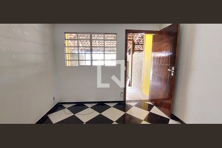 Sala de casa de condomínio para alugar com 2 quartos, 52m² em Jardim Santo André, Santo André