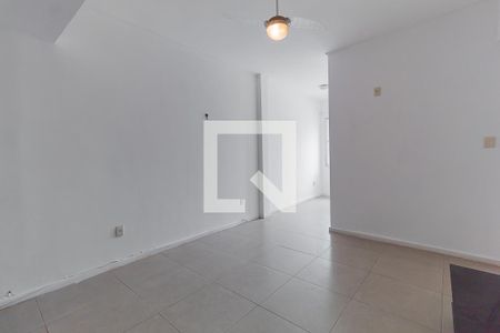 Sala de apartamento para alugar com 1 quarto, 47m² em Santa Teresa, Rio de Janeiro