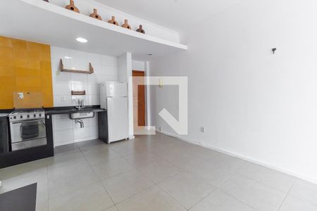 Sala de apartamento para alugar com 1 quarto, 47m² em Santa Teresa, Rio de Janeiro